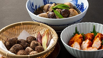 きぬかつぎ、里芋どんこ煮と海老しんじょう